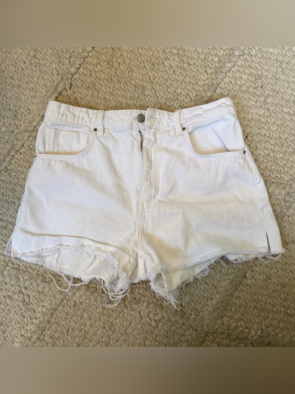 Zara Women’s White Denim Shorts